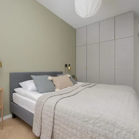 Апартаменты Wola With Parking In City Center By Renters Варшава
